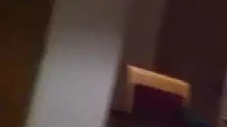 جلسة جماع حلق عميق مع كتم للشقراء الساخنة كارلي جيمس