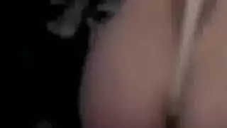 عاهرات شقراوات مثلية في مداعبة سحاقية قبل مشهد إيلاج مزدوج صريح