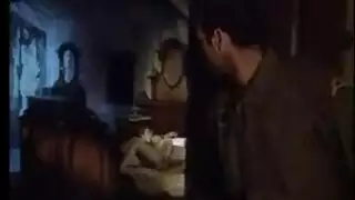 تزاوج في حظيرة مع كلابات روسيات متوحشات