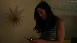 امي تشعر بالبرد