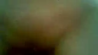 أنوار العراقية تظهر بإباحية قوية في فيديو جديد: مص عميق، تدليك، ركوب قضيب، وأنات نارية