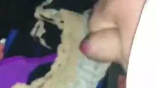 سراويل أمي المثيرة محشوة في فمي