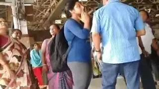 طبيب اصابع الارجل سراويل