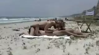 فرج جيسيكا الرملي ماراثون جنس شاطئي روسي