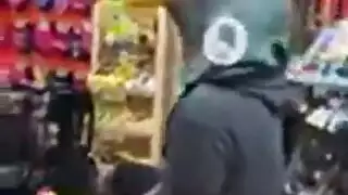  فجور صارخ: ساقطات يأخذن كل بوصة في جلسة سرير شاذة