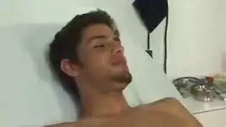 إباحية لإمتاعها: دفقات عميقة وفرج مبلل