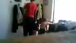 فتيات عربيات مراهقات في أوضاع جنسية صريحة