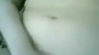 يتبول فى بؤها مصرى