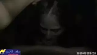 بورن رعب: رجل مرعوب يحصل على راحة xxx بالداخل