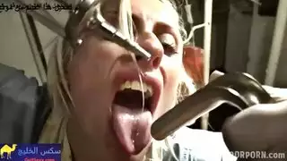 فشخ المريضة و دق كسها في المستشفي سكس رعب