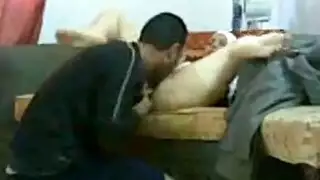 حارسات الحجاب يهيجن في فيلم إباحي عربي صريح