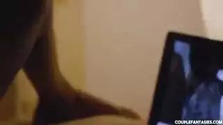 جلسة ديوث: الزوجة الشابة تتعرض لاختراق مزدوج من المصور