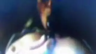 شباب يرضون رغبات الآباء الناضجين