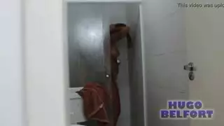 جنس جماعي بعيد الميلاد؟ لا، فقط ميليسا تركب صديقها حتى الذروة