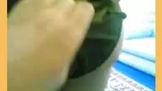 وجه مغطى، فرج مكشوف: محجبة تُمارس الجنس الجماعي