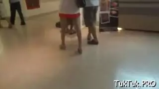 قضيب جلدي صارخ يحفر ثقب نائب الرئيس الجشع