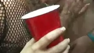 امرأة مصرية ناضجة تبتلع المني