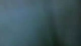 لعبة خضار إباحية: خيار عملاق يدمر فرجًا محرومًا