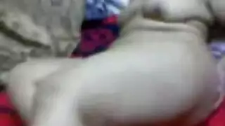 سورية قحبة ذات كس ضيق تحقق خيال النكاح المزدوج الخشن