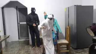 شابة تتناك ثم تقذف