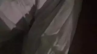 تحت التهديد مقابل ان لا يفضح مترجمه عربي