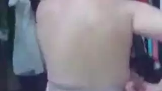 يقتلونها بنيك