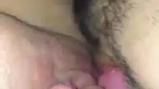 فتح غشاء البكرة ياباني ونزول الدم