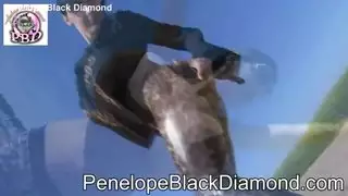 منصة زعرور الإباحية: بث مباشر للجنس الصريح