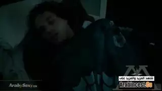 وقت أخي الخاص مع أفلام xxx بينما أخته فاقدة للوعي