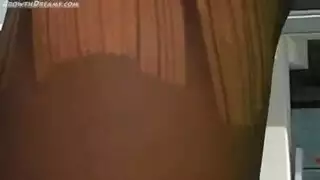 جلسة نيكي لين الإباحية الساخنة: فانتازيا عصابة نادي محلي