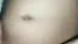 فتاة سويدية شابة تأخذ الأمر إلى أقصى الحدود