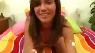 قضيب العميل الصلب جلس لها في جلسة حمام مبللة