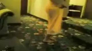 عاهرة عربية مع الحمار الدهون يفتن