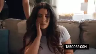 خدعة الاختفاء الإباحية: ابتلاع كل قطرة أخيرة