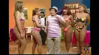 مونيكا هي وقحة يحب الحصول على مارس الجنس أثناء ارتداء ملابس صفراء في يومها الخاص