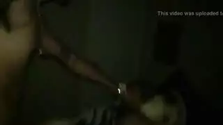 قضيب أسود عدواني يمدد مستقبل مستعد