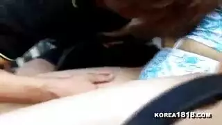 عارضة أزياء آسيوية تأخذ جنس وجهي ويقذف عليها صديقها