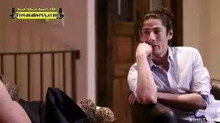 وجهة نظر الديوث: أشاهد زوجتي تركض على قضيب ضخم
