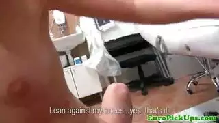 صوت عربي محرم على مشهد عائلي صريح