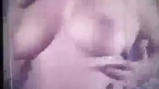 مهبلات شابات يتمددن وتمتلئ