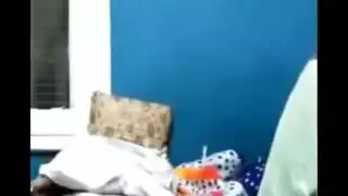 ناك اختة في الحمام واهلة مش في البيت ولد مصري