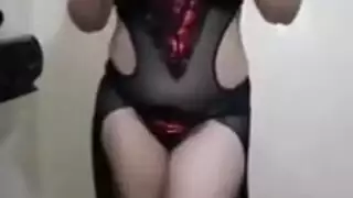 عرض إباحي: شيماء العاهرة تريده صلباً وعميقاً