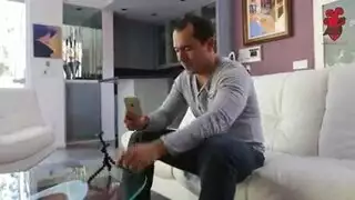 بنت تشوف امها عارية مفاجئة