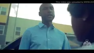 جلسة استمناء ساخنة للمراهقة السمراء أومايا