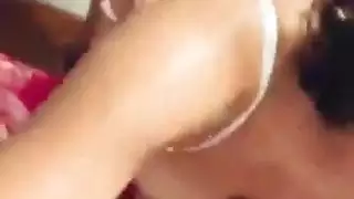 يماىس جنس مع زوجة ابوه في غرفة