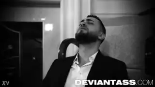 علاقة إباحية قاسية مع أسطورة: أداء أنطونيو سليمان العنيف