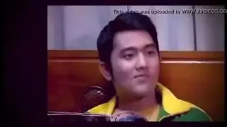 صديقتها المفضلة تُمني كسها المبلول حتى تبلغ الذروة