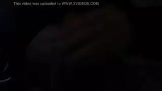 الأب المثلي في علاقة ثلاثية قاسية مع أجساد مراهقة