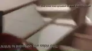 ميلف ساخنة تخدم قضيب رجل عجوز بفمها