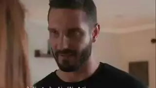 فتاة مغربية ساخنة تأخذ زب أمريكي في جلسة جنس عنيفة